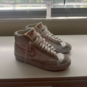 Nike women’s blazer